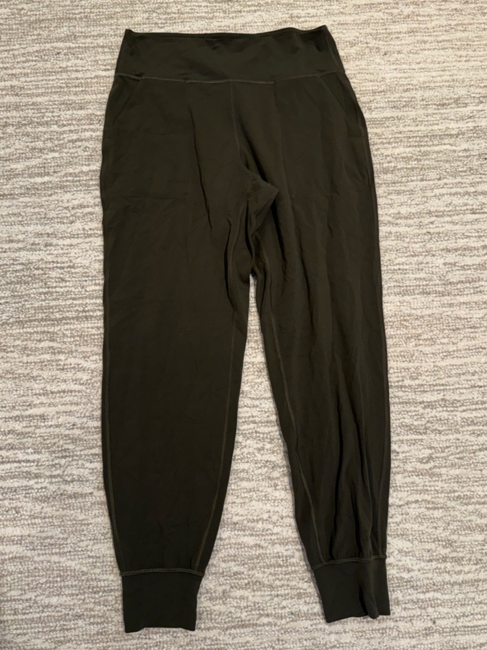 Lululemon Olive Align High-rise Jogger- the original style